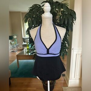 💜💜TravelSmith Periwinkle & Black Skirted V-Neck One Piece Swimsuit Size 6💜